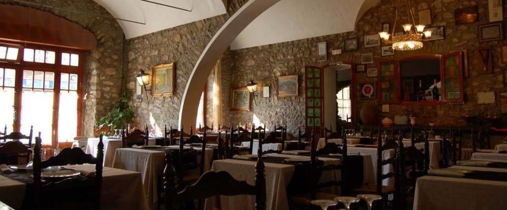 Hotel Fonda Siques Besalú Exterior foto